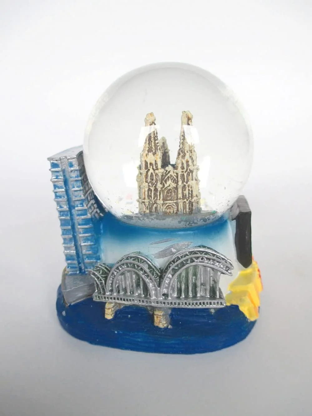 Снежный шар Кельнский собор Герб Снежный шар Германия Сувенир (011), фото №5 Снежный шар Кельнский собор Герб Снежный шар Германия Сувенир (011), фото №5