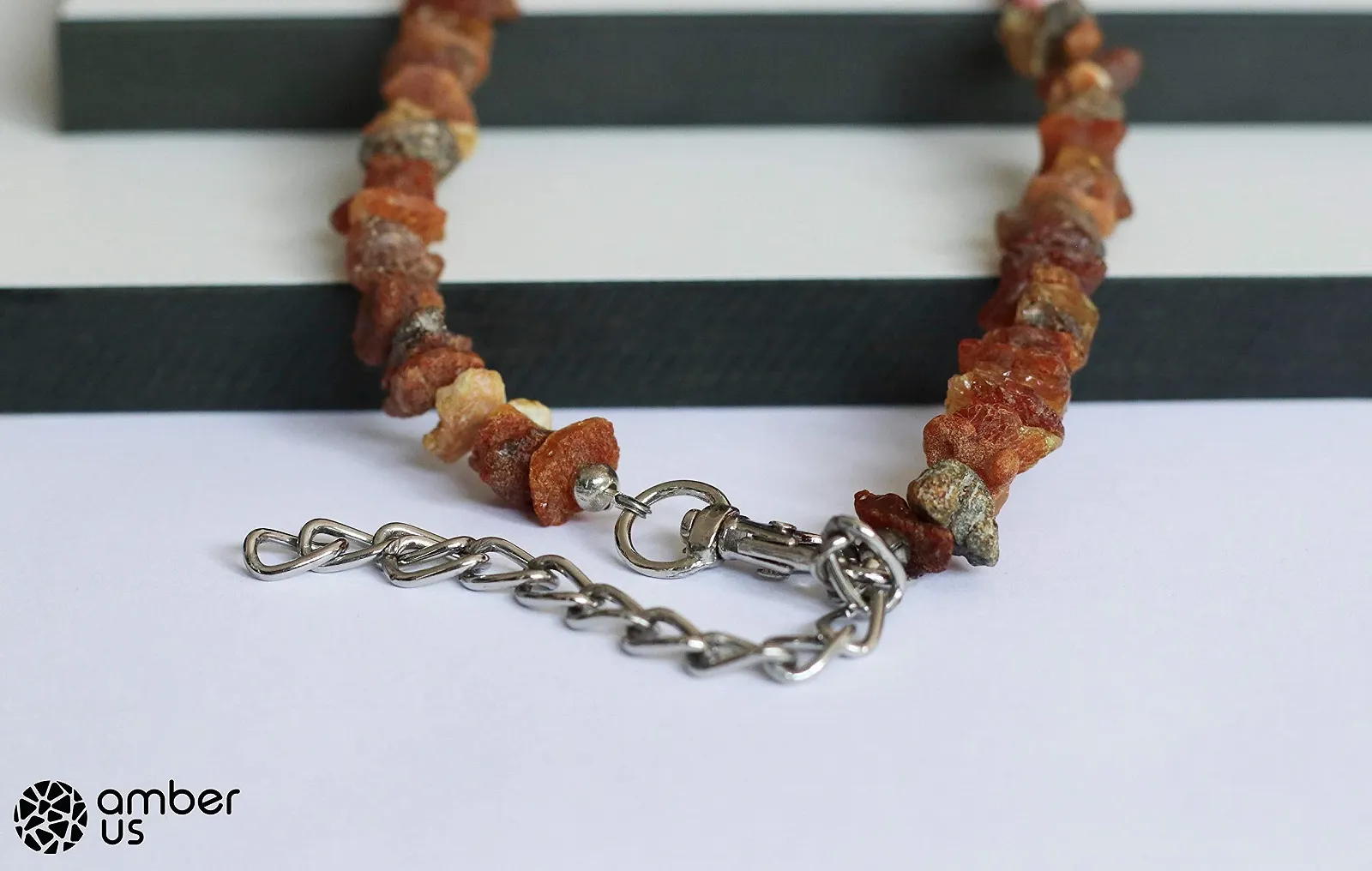 Нашийник Amber Necklace з балтійського бурштину та аметисту від кліщів 65-70 см, фото №2