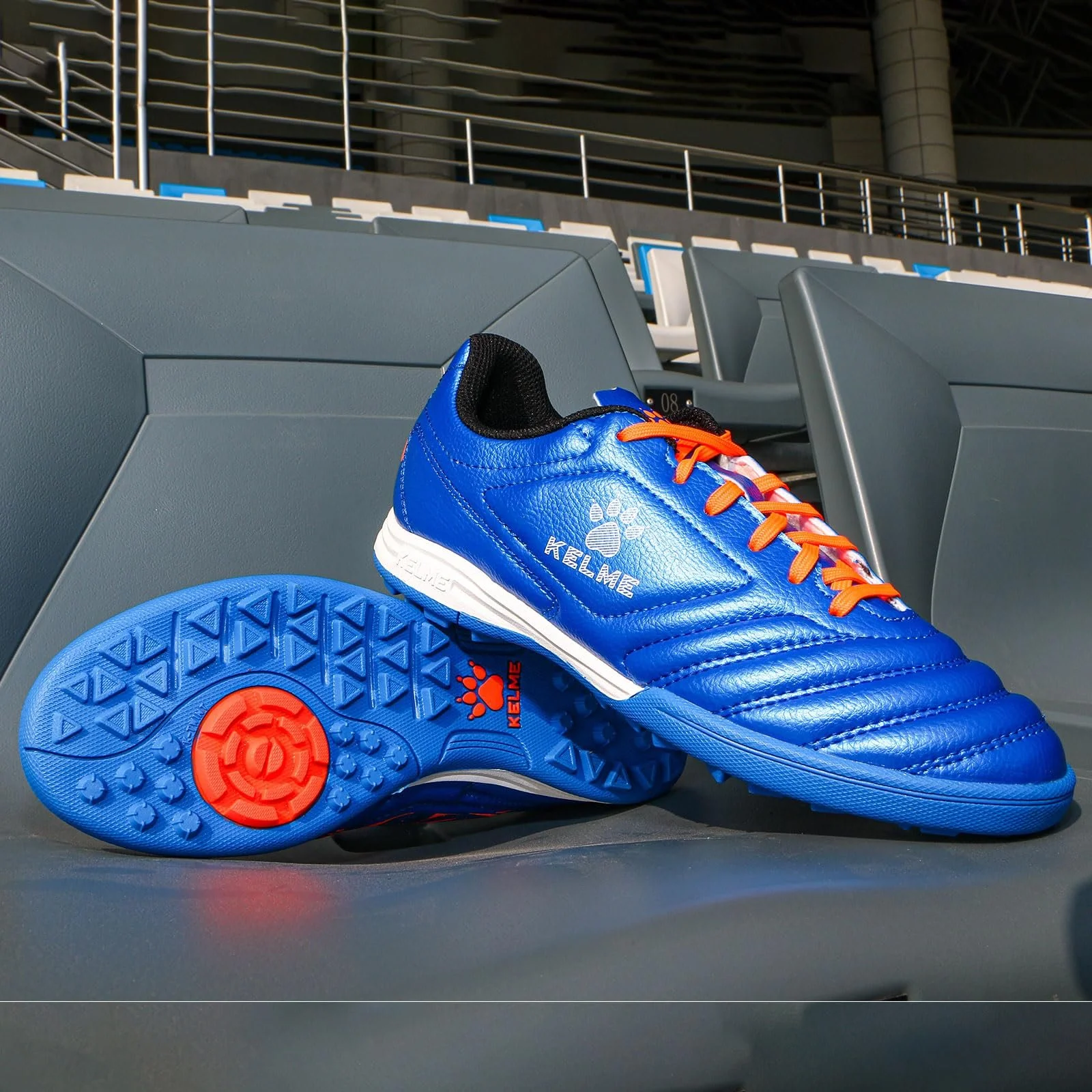 Футбольные бутсы Kelme Тренировочные бутсы для девочек Спортивные бутсы для закрытых и открытых помещений для мальчиков / детей Футбольные бутсы для искусственной травы Унисекс, фото №3