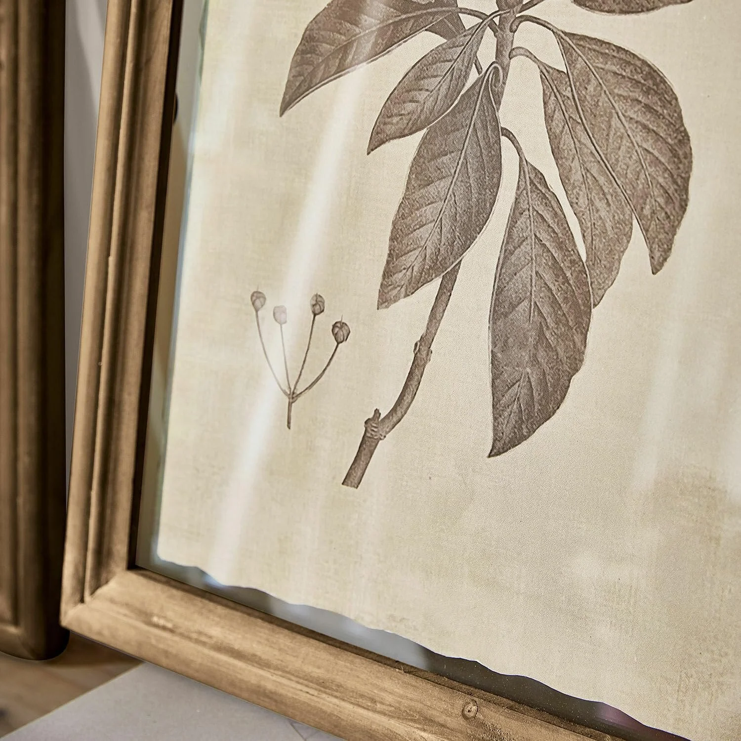 Набір картин Loberon Guyra 2 шт. дерево ялиці папір скло бежеві/коричневі 37 см, фото №4 Набір картин Loberon Guyra 2 шт. дерево ялиці папір скло бежеві/коричневі 37 см, фото №4