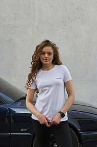 Жіноча футболка Reebok біла - Фото 1