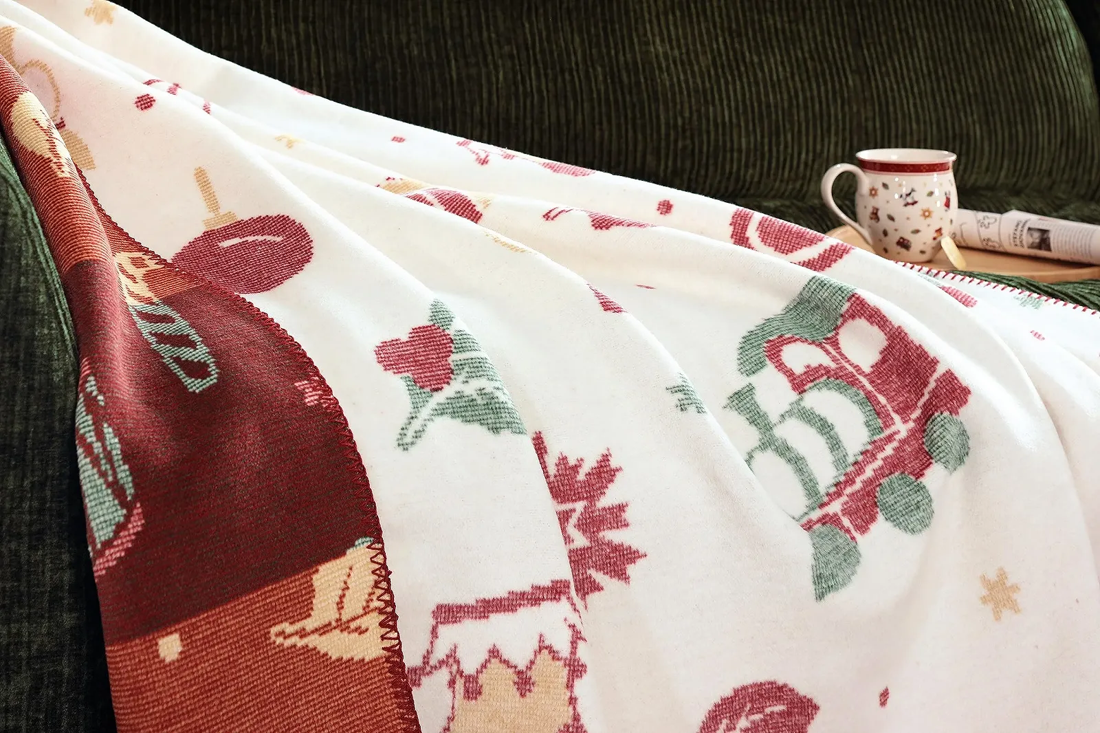 Одеяло Villeroy & Boch Toy's Delight 150 x 200 см Красный, фото №4 Одеяло Villeroy & Boch Toy's Delight 150 x 200 см Красный, фото №4