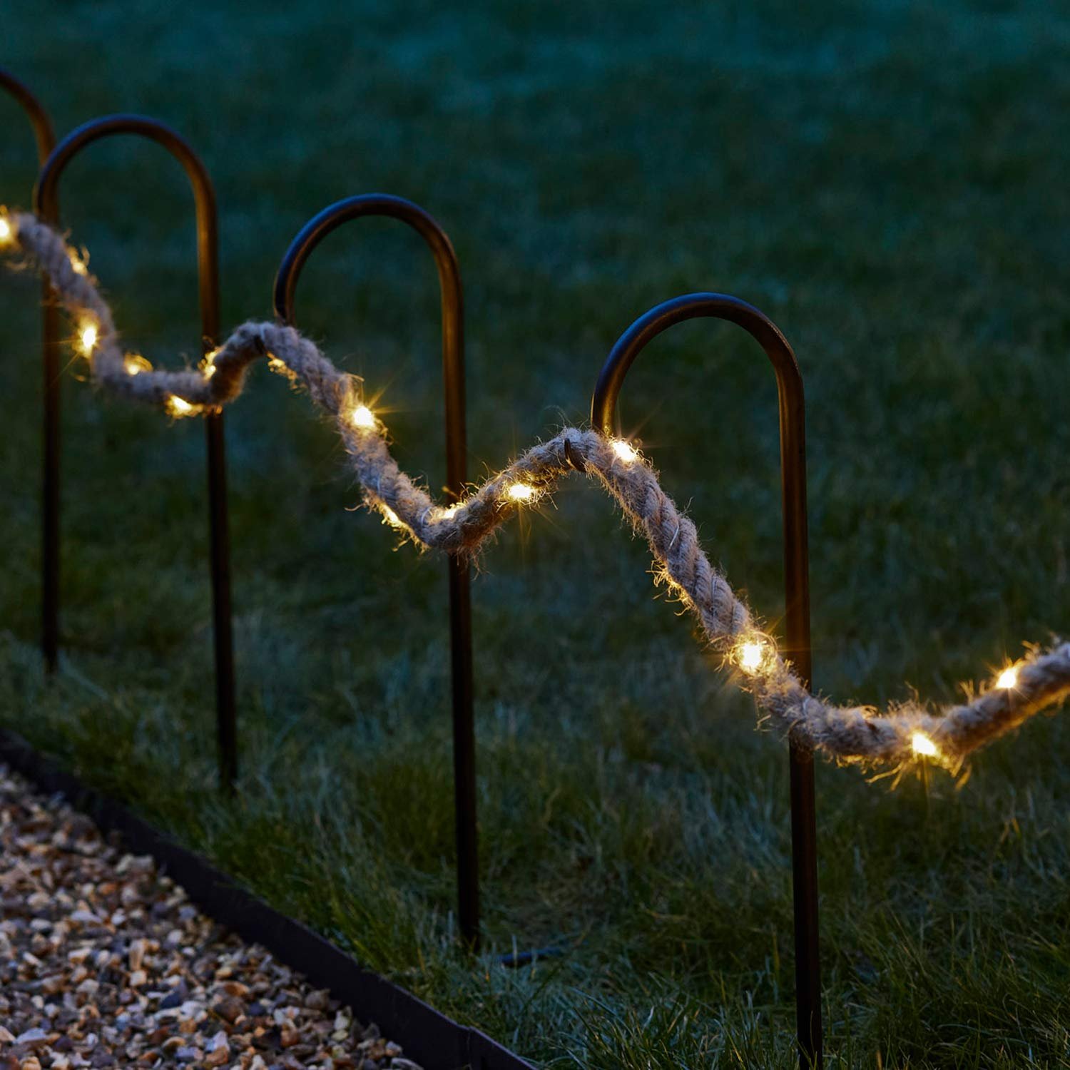 Гирлянда Lights4fun Micro LED Fairy Lights Rope, 5 м, на батарейках, для использования в помещении и на улице, веревка из натурального волокна, теплый белый, фото №1