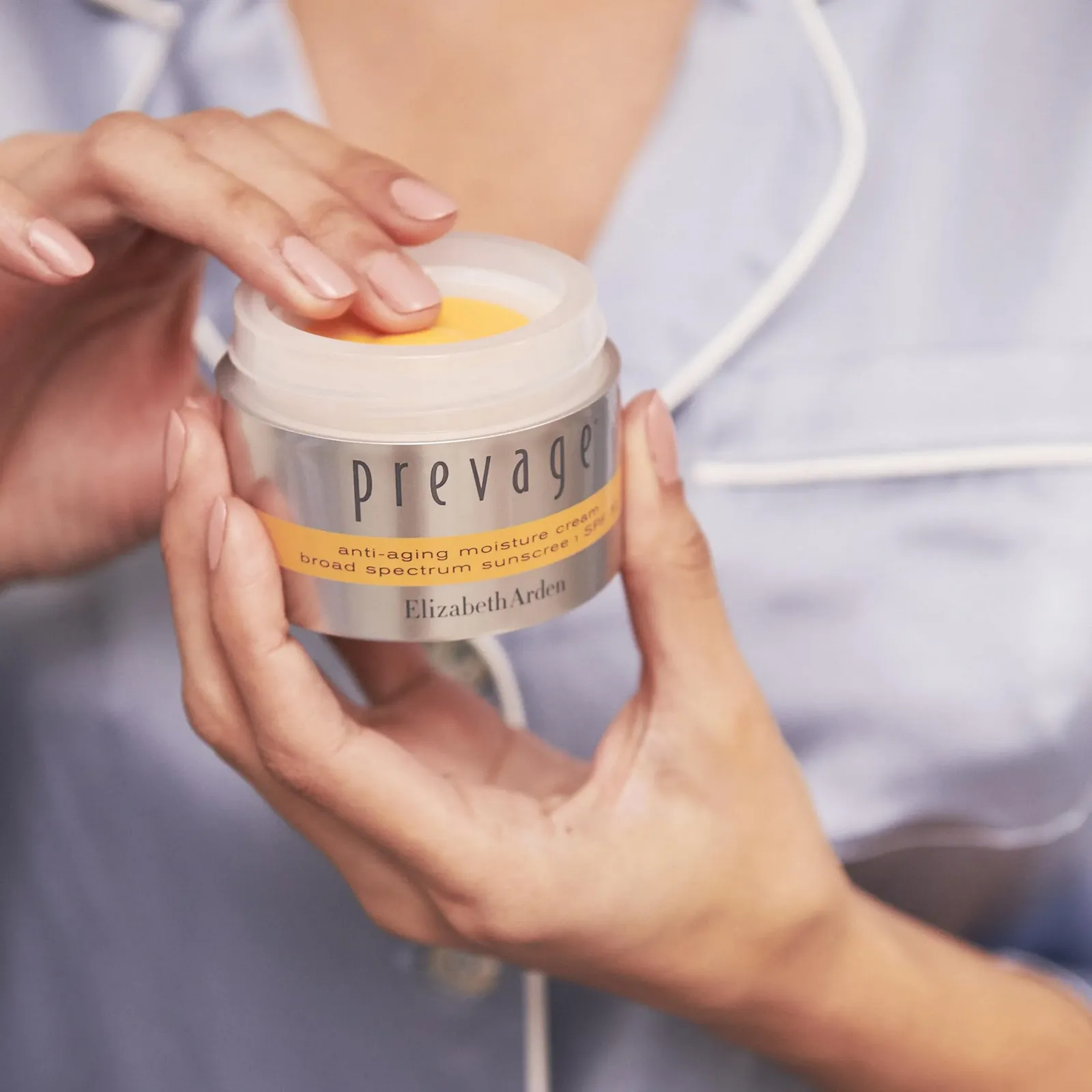 Денний антивіковий зволожуючий крем Elizabeth Arden Prevage SPF 30, фото №4