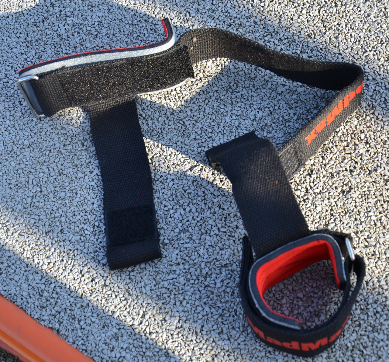 Лямки для тяги MadMax MFA-332 PWR Straps Black/Grey/Red, фото №6 Лямки для тяги MadMax MFA-332 PWR Straps Black/Grey/Red, фото №6