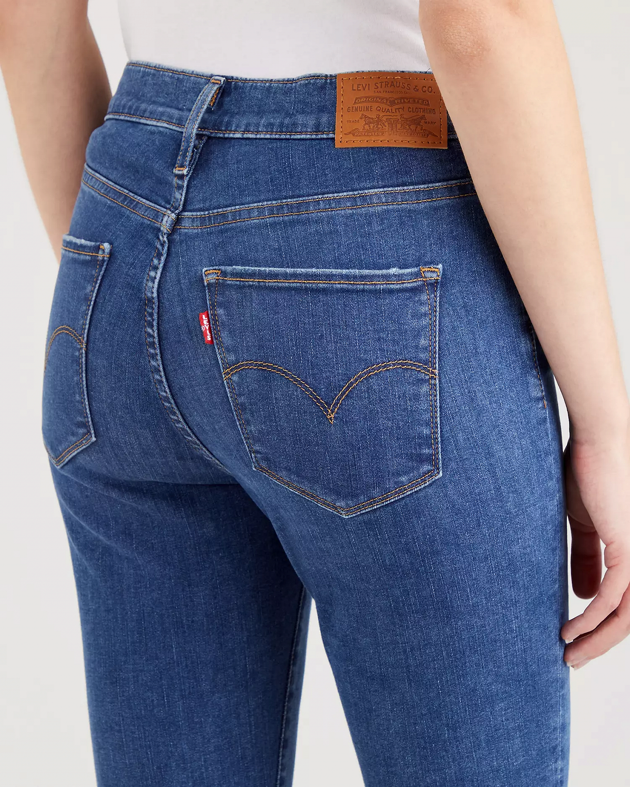 Женские джинсы Levis - 720 Hirise Super Skinny Echo Airwave - 25, фото №4 Женские джинсы Levis - 720 Hirise Super Skinny Echo Airwave - 25, фото №4