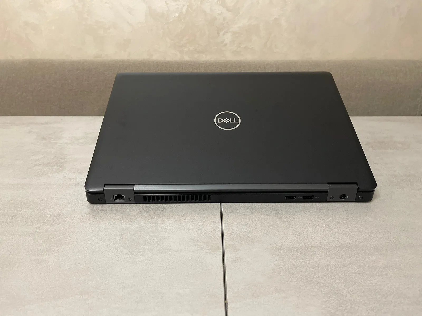 Ультрабук Dell Latitude 5590, 15,6" FHD IPS, i5-8350U, 16GB DDR4, 256GB SSD, фото №9 Ультрабук Dell Latitude 5590, 15,6" FHD IPS, i5-8350U, 16GB DDR4, 256GB SSD, фото №9
