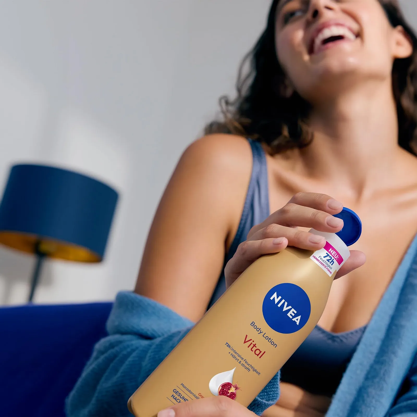 Лосьйон для тіла NIVEA Vital Поживний крем для зрілої шкіри з гранатом, олією макадамії та сироваткою NIVEA Deep Care 250 мл, фото №7
