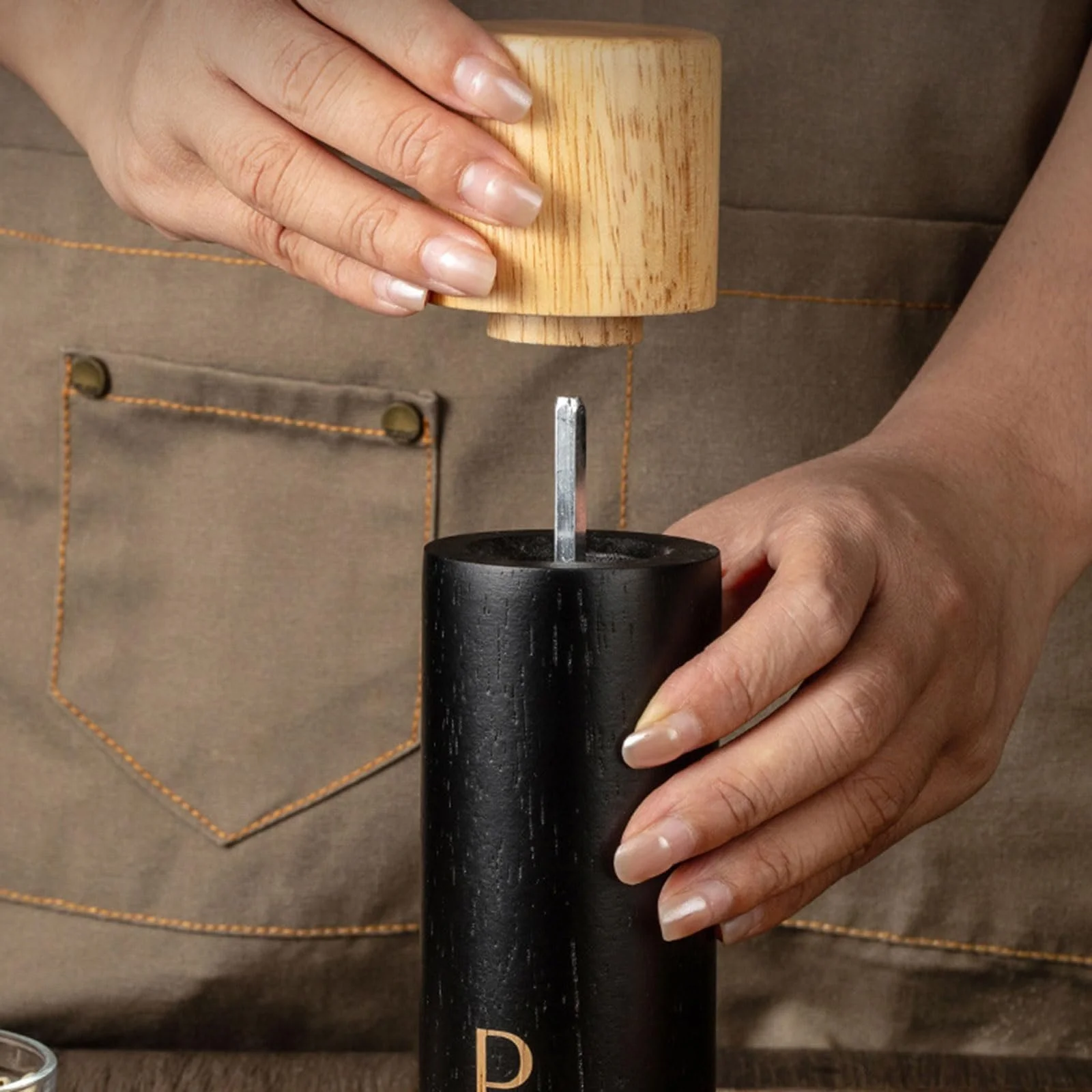 Млин для солі та спецій Дерев'яний з регульованим керамічним механізмом, фото №6 Млин для солі та спецій Дерев'яний з регульованим керамічним механізмом, фото №6