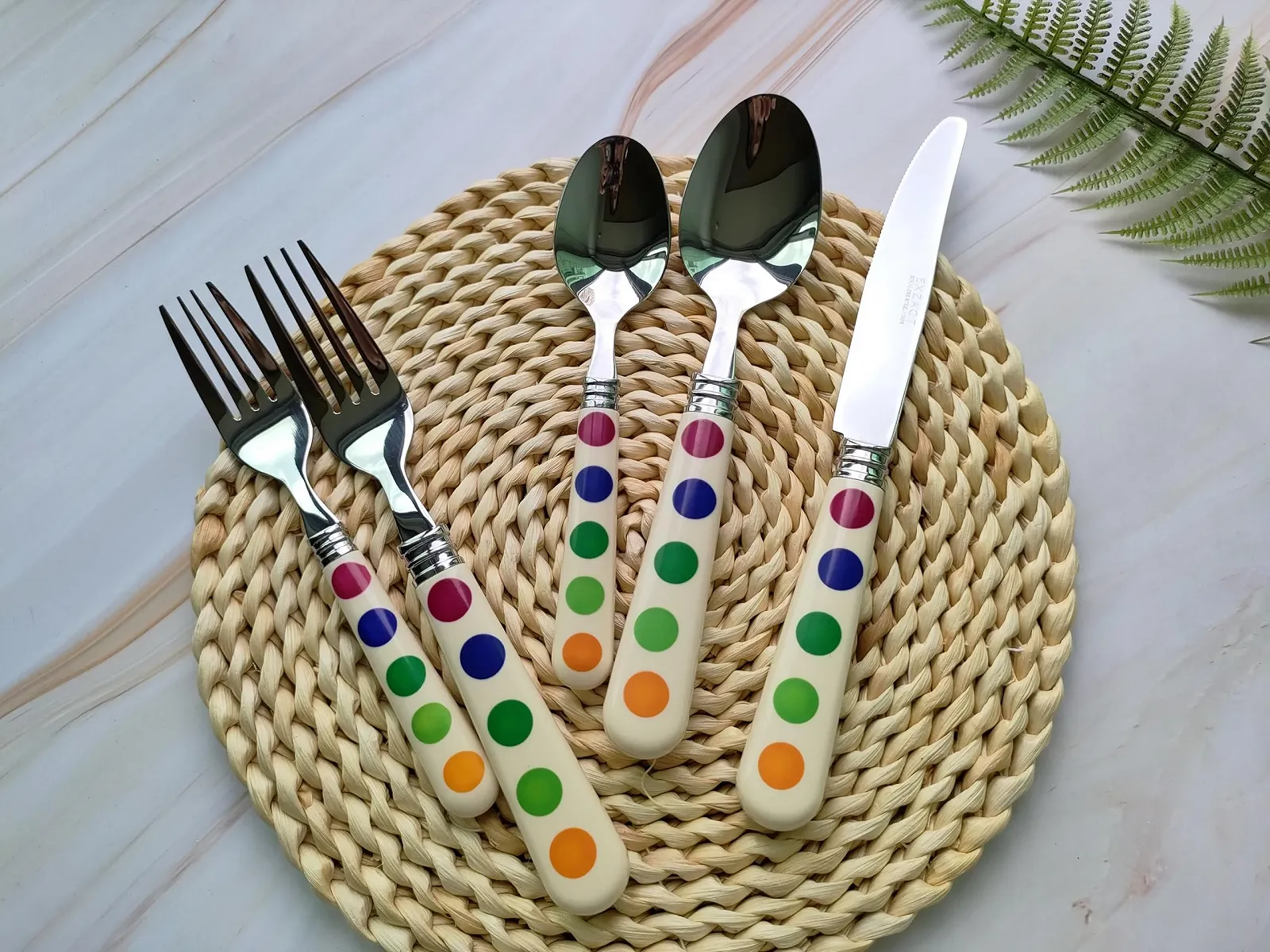 Набір столових приборів EXZACT 20 предметів Polka Dot з дзеркальною поліровкою з нержавіючої сталі, фото №6 Набір столових приборів EXZACT 20 предметів Polka Dot з дзеркальною поліровкою з нержавіючої сталі, фото №6