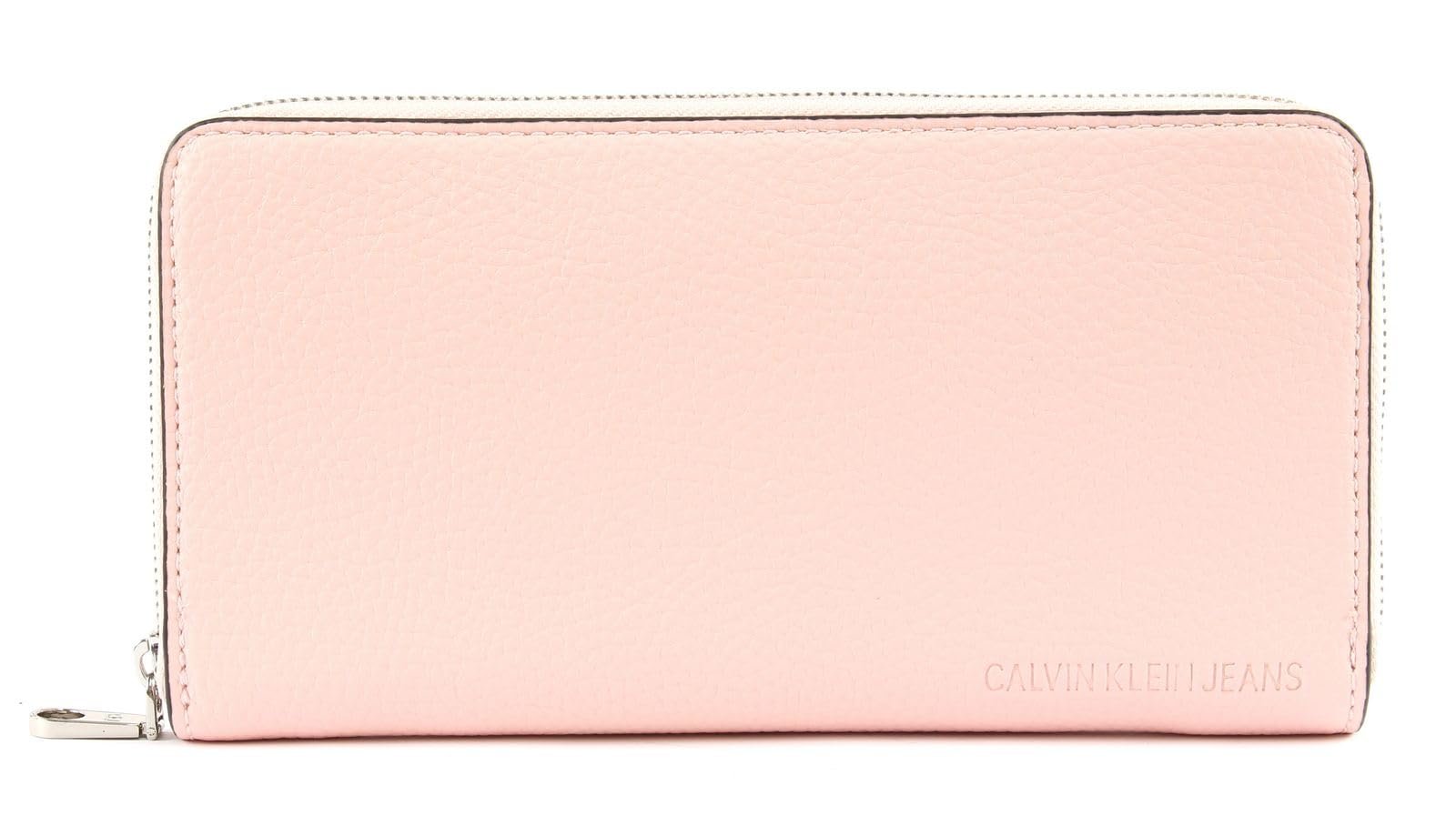 Гаманець Calvin Klein Ultra Light Large Zip Around Strawberry Cream Полуничний Крем, фото №1