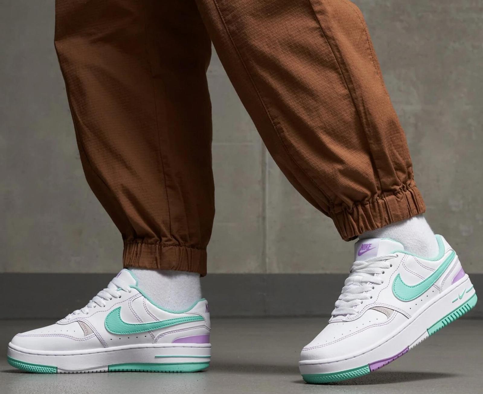 Кросівки NIKE Air Max Plus чоловічі бігові 852630, фото №9