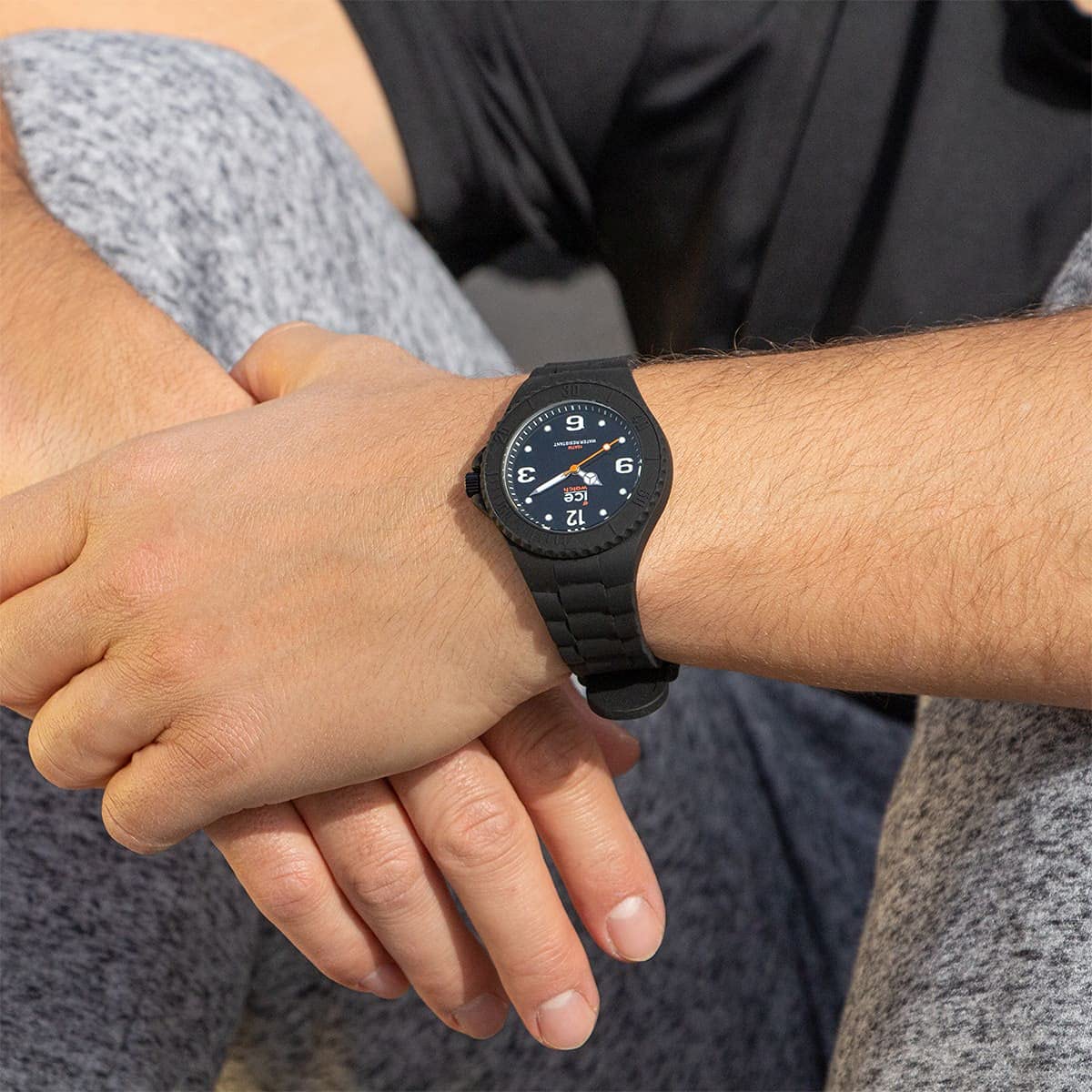 Часы Ice-Watch ICE Generation Black Forever черные с силиконовым ремешком, фото №6 Часы Ice-Watch ICE Generation Black Forever черные с силиконовым ремешком, фото №6