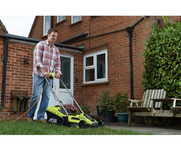 Ryobi Газонокосарка RLM13E33S 1300Вт 33см 35л 20-60мм EasyEdge 9кг, фото №7 Ryobi Газонокосарка RLM13E33S 1300Вт 33см 35л 20-60мм EasyEdge 9кг, фото №7