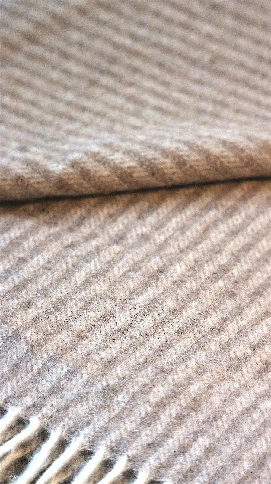 Плед з кашеміру та мериносової вовни 140 x 200 см Mocha Brown, фото №3 Плед з кашеміру та мериносової вовни 140 x 200 см Mocha Brown, фото №3