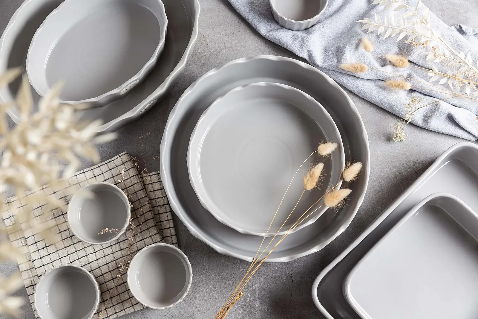 Форма для запекания овальная Sallys Stoneware 24,5 x 18,5 x 6,5 см из натуральных материалов устойчивая к царапинам Светло-серая, фото №4 Форма для запекания овальная Sallys Stoneware 24,5 x 18,5 x 6,5 см из натуральных материалов устойчивая к царапинам Светло-серая, фото №4