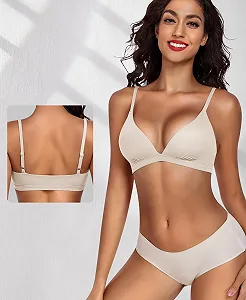 Бюстгальтер Triangle Bra треугольный без косточек мягкий с глубоким вырезом на спине без подкладки synthetic.ua - Фото 1
