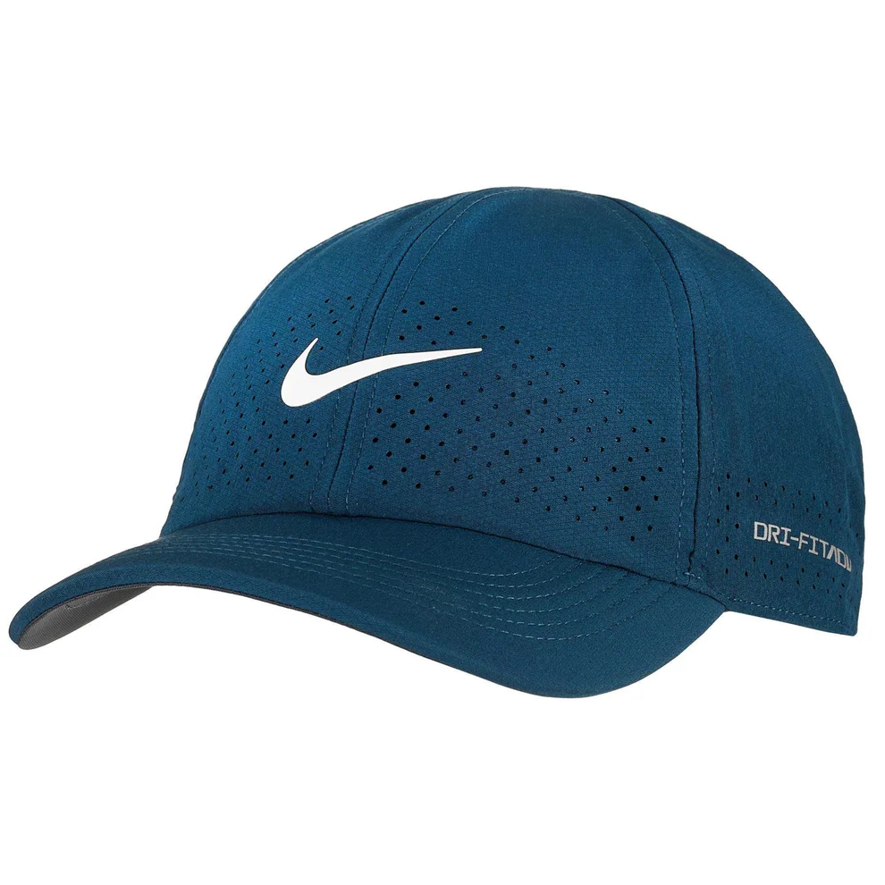 Кроссовки Nike Dri-Fit ADV Club Cap L, фото №1 Кроссовки Nike Dri-Fit ADV Club Cap L, фото №1