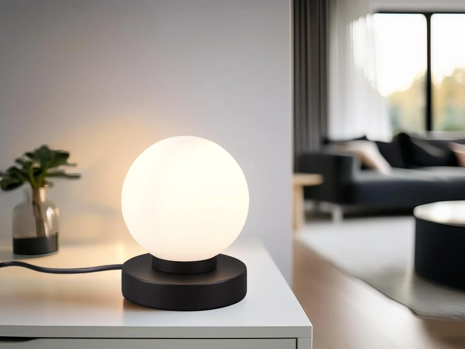 Настільна лампа Ball Скляний плафон Білий та матова чорна основа Сенсорне димування, фото №2