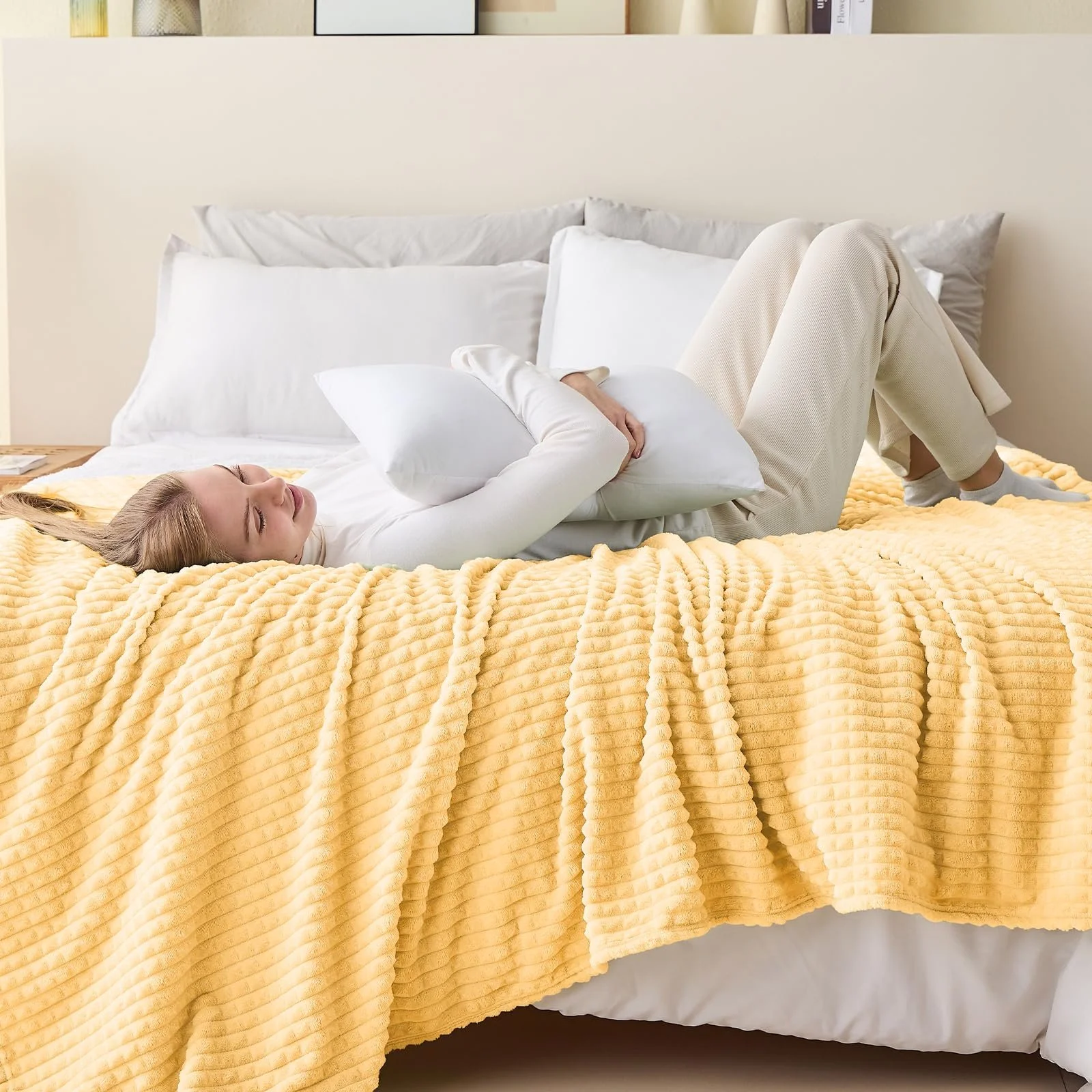 Покривало Emme Fluffy Cuddly, 3D Touch Experience, флісова, покривало, фото №3 Покривало Emme Fluffy Cuddly, 3D Touch Experience, флісова, покривало, фото №3