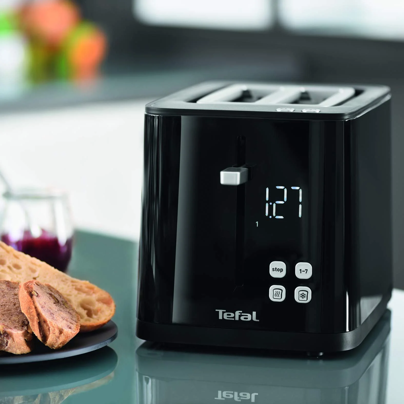 Тостер Tefal Smart & Light TT640810 Цифровой с термостатом, 7 положений, Черный, фото №10