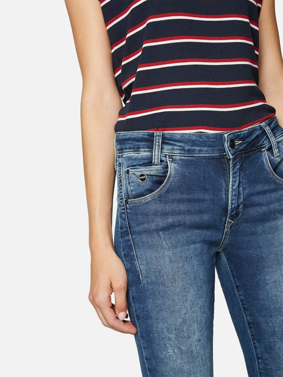 Женские джинсовые штаны MAVI ADRIANA Mid Crashed Sporty - 26, фото №5 Женские джинсовые штаны MAVI ADRIANA Mid Crashed Sporty - 26, фото №5