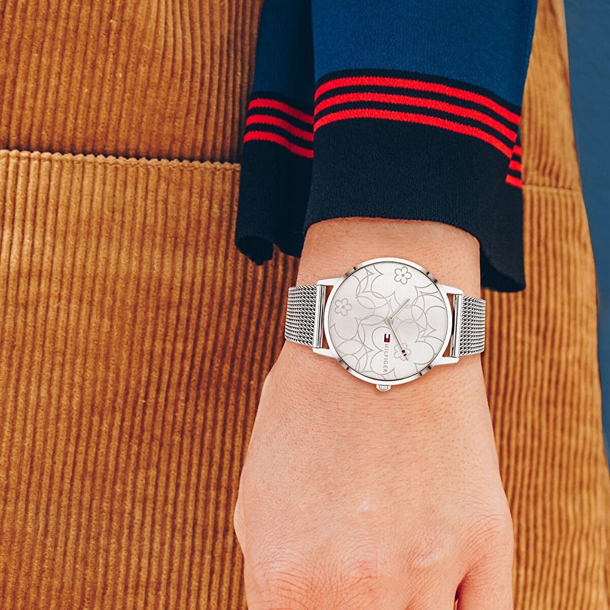 Аналоговые часы Tommy Hilfiger 1782365 серебристые с браслетом, фото №4