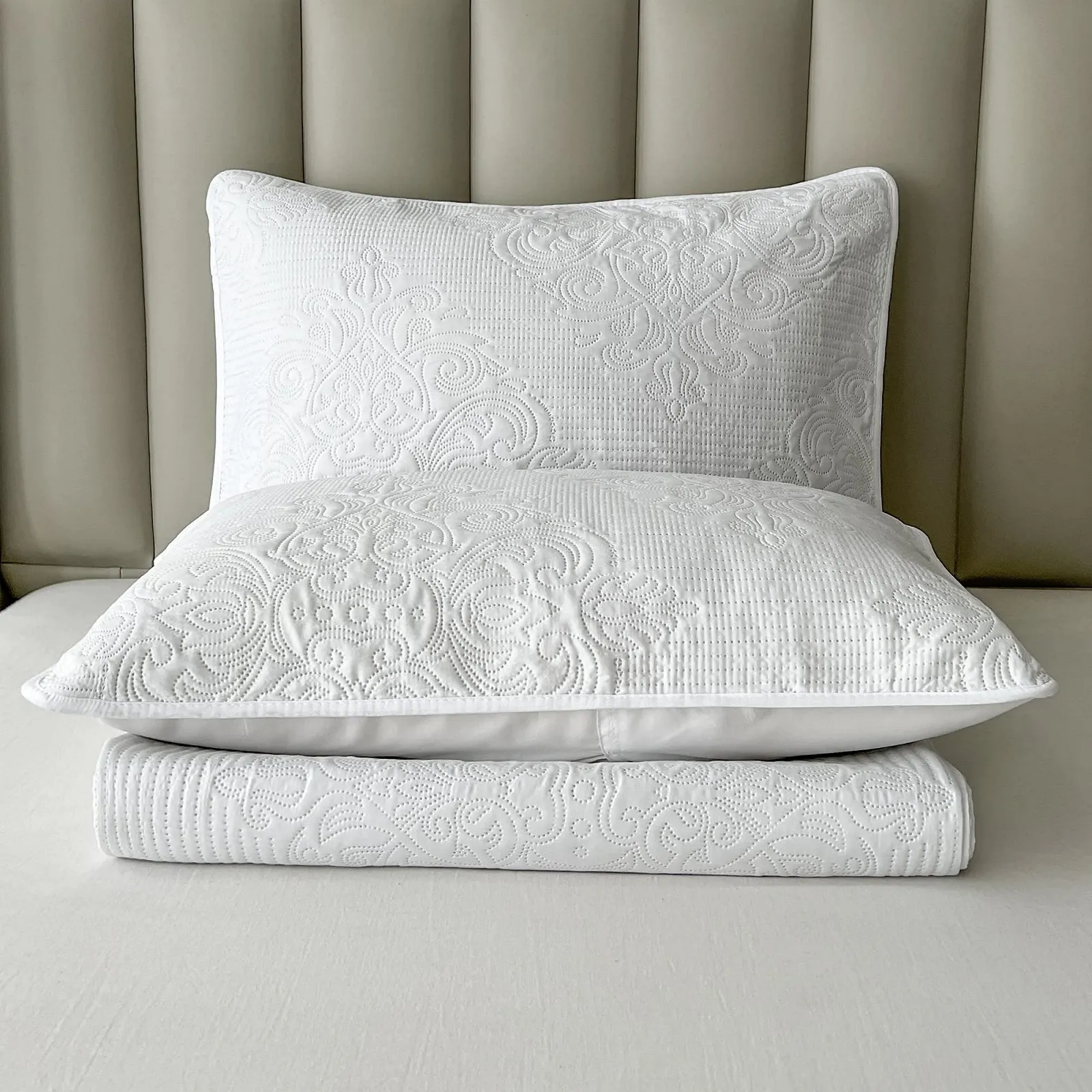 Покривало Qucover 240 x 260 см Білий з 2 наволочками 50 x 75 см, Вінтажний візерунок, фото №6