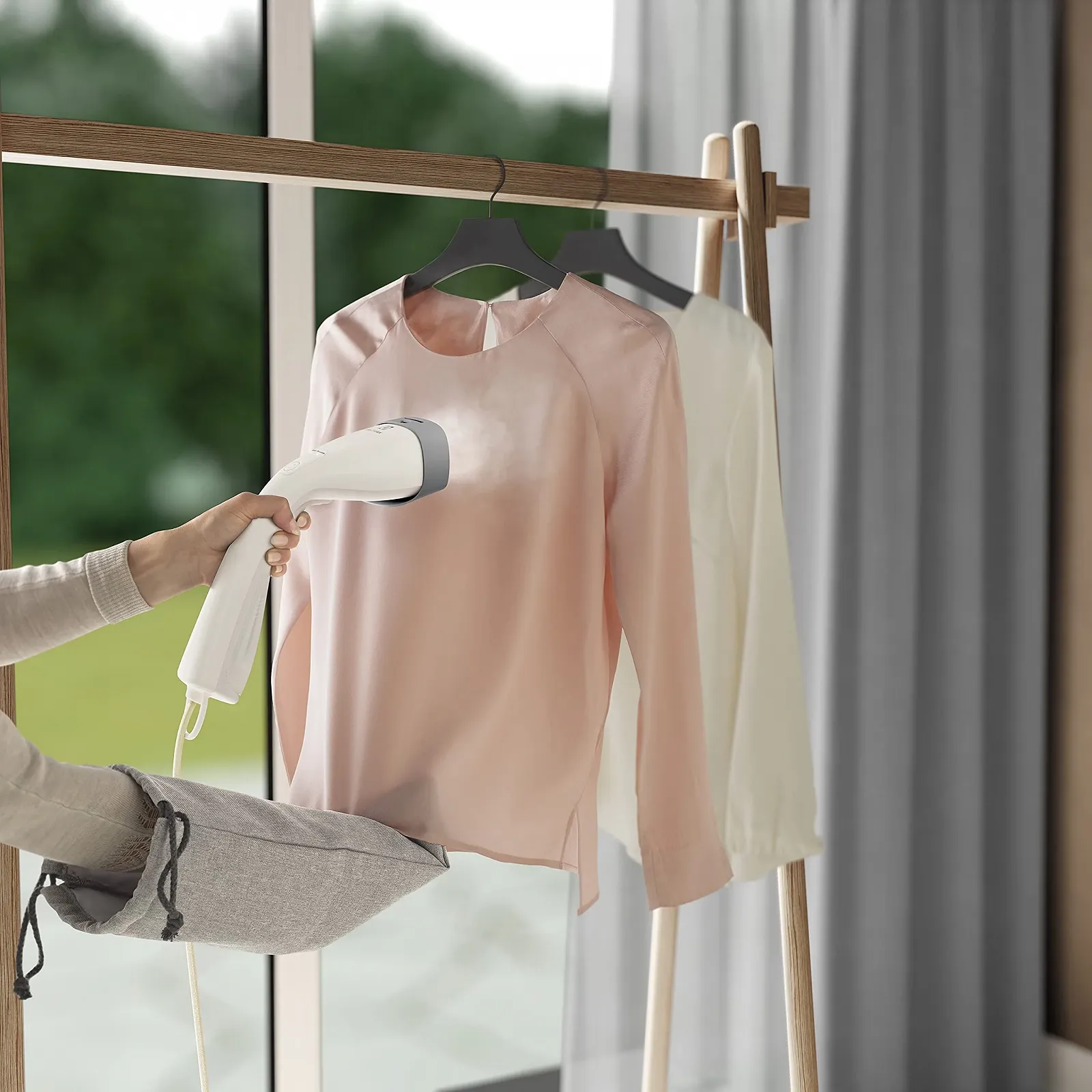 Отпариватель для одежды ELECTROLUX Refine 700 E7HS1-6OW Пластик, фото №4