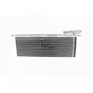 Інтеркулер VEMO Green Mobility Parts V15-60-0004 для AUDI SEAT SKODA VW VAG synthetic.ua - Фото 1