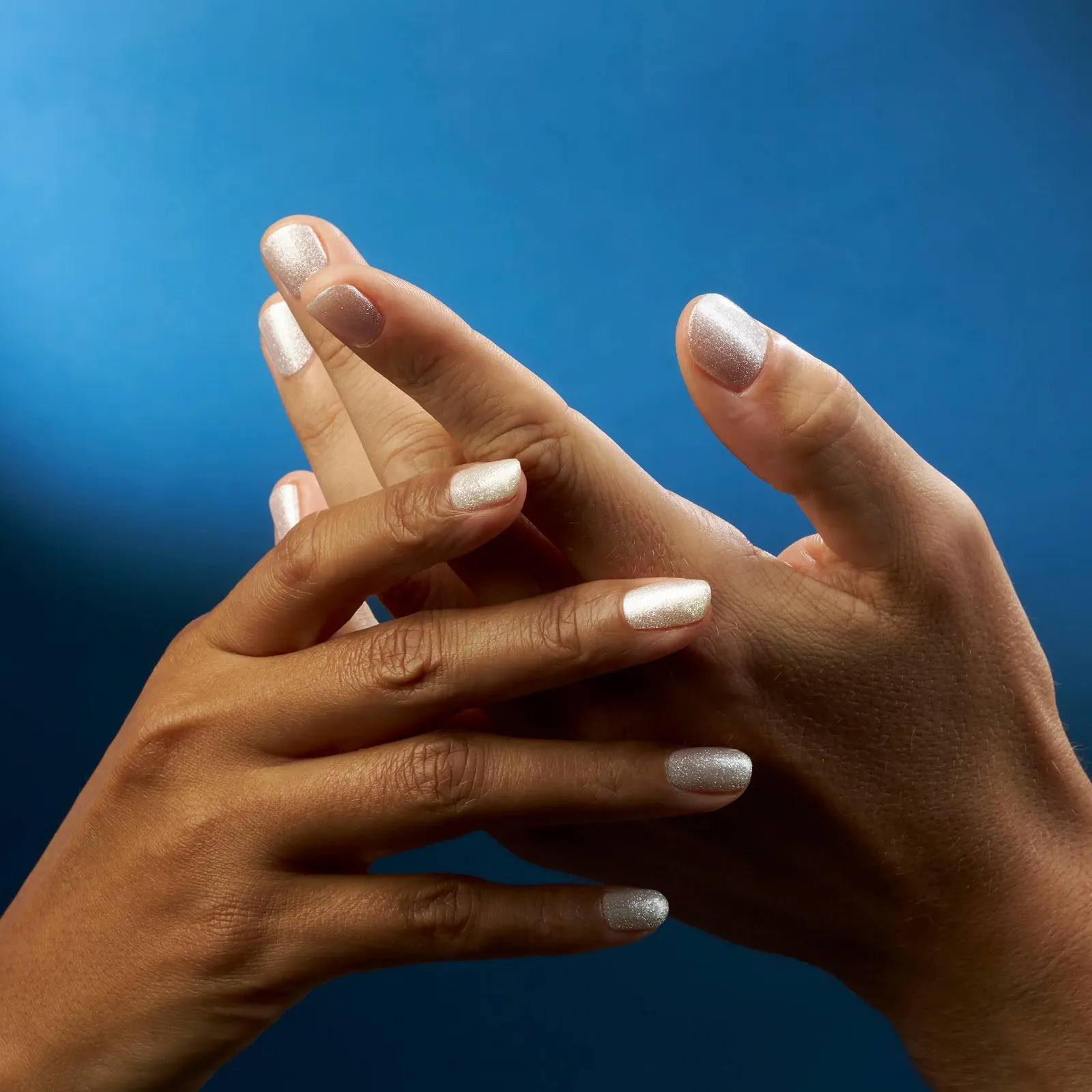 Гель-лак CND Shellac Winter Warrior No. 479 Белый Глиттер, фото №2