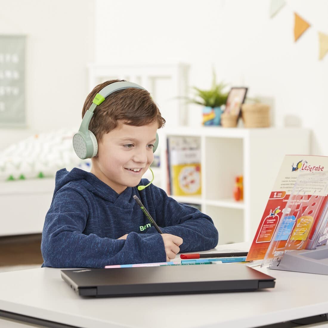 Наушники Hama Children's Bluetooth Ограничение громкости 85 дБ Два микрофона Гибкое оголовье Накладные Мягкая набивка, фото №7