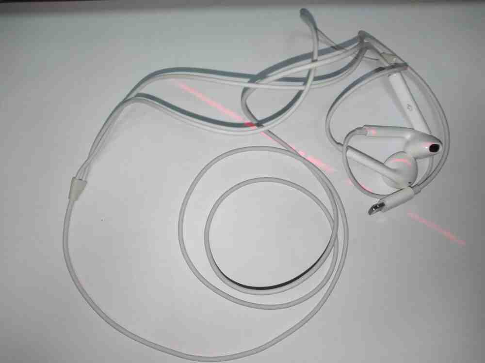 Наушники и Bluetooth-гарнитуры Apple EarPods Lightning, фото №1