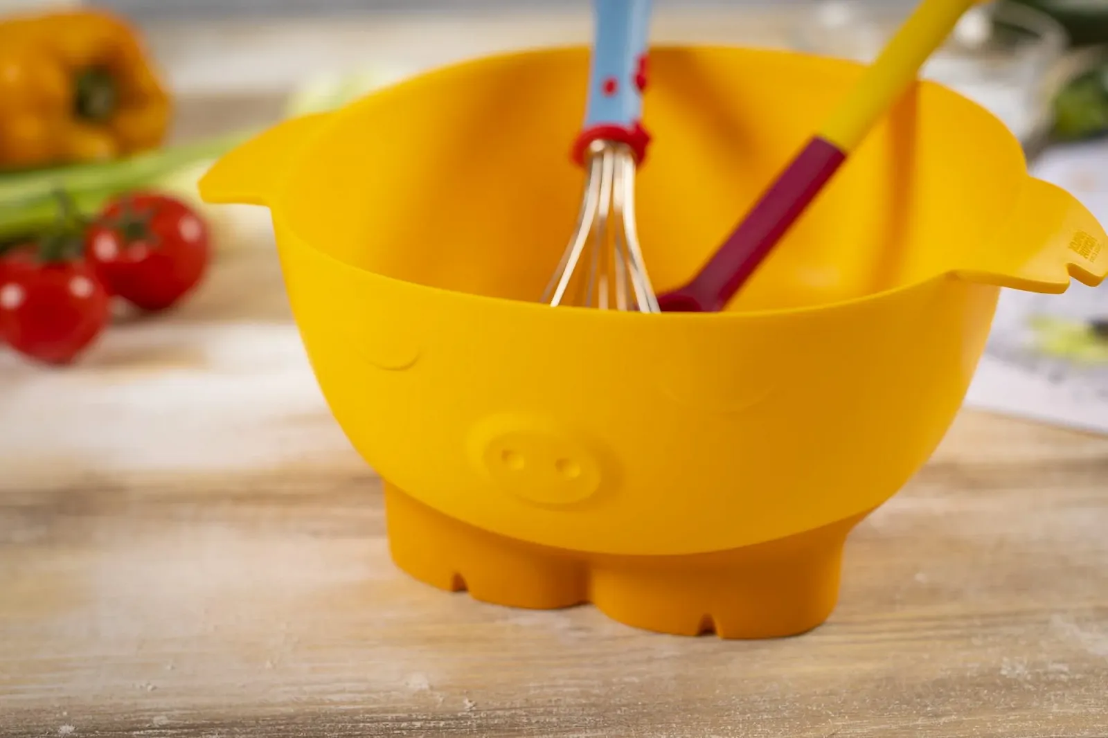 Набір мисок KUHN RIKON Kinderkitchen Mix 3 шт з вінчиком та ложкою для дітей, фото №5 Набір мисок KUHN RIKON Kinderkitchen Mix 3 шт з вінчиком та ложкою для дітей, фото №5