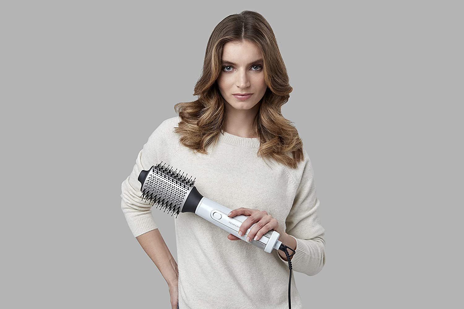 Фен-щетка Remington Ionic Hydraluxe Pro 1200 Вт, фото №3 Фен-щетка Remington Ionic Hydraluxe Pro 1200 Вт, фото №3