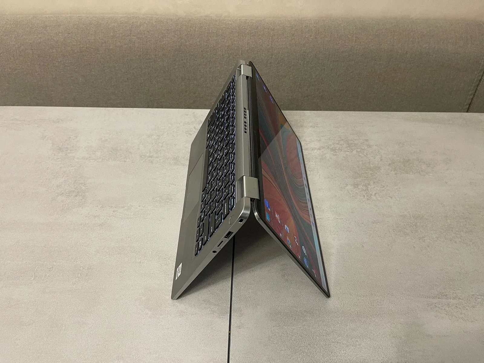 Ультрабук трансформер Dell Latitude 9410, 14" FHD IPS сенсор, i7-10610U, 16GB, 512GB SSD, LTE, фото №5 Ультрабук трансформер Dell Latitude 9410, 14" FHD IPS сенсор, i7-10610U, 16GB, 512GB SSD, LTE, фото №5