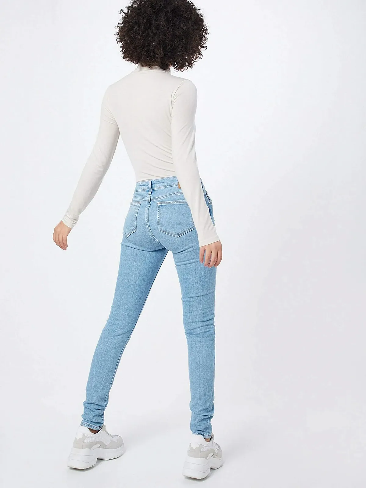 Женские джинсовые штаны MAVI ADRIANA Used - 28, фото №4 Женские джинсовые штаны MAVI ADRIANA Used - 28, фото №4