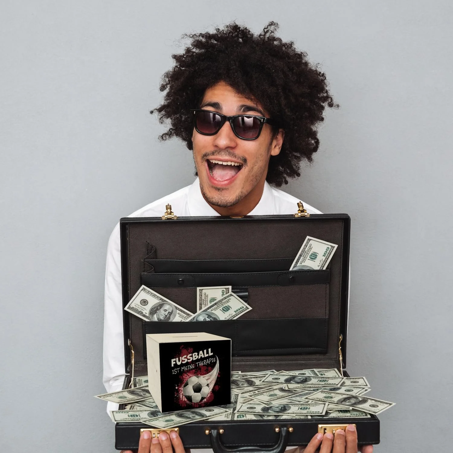 Скарбничка дерев'яна Football is My Therapy з футбольним мотивом, фото №5