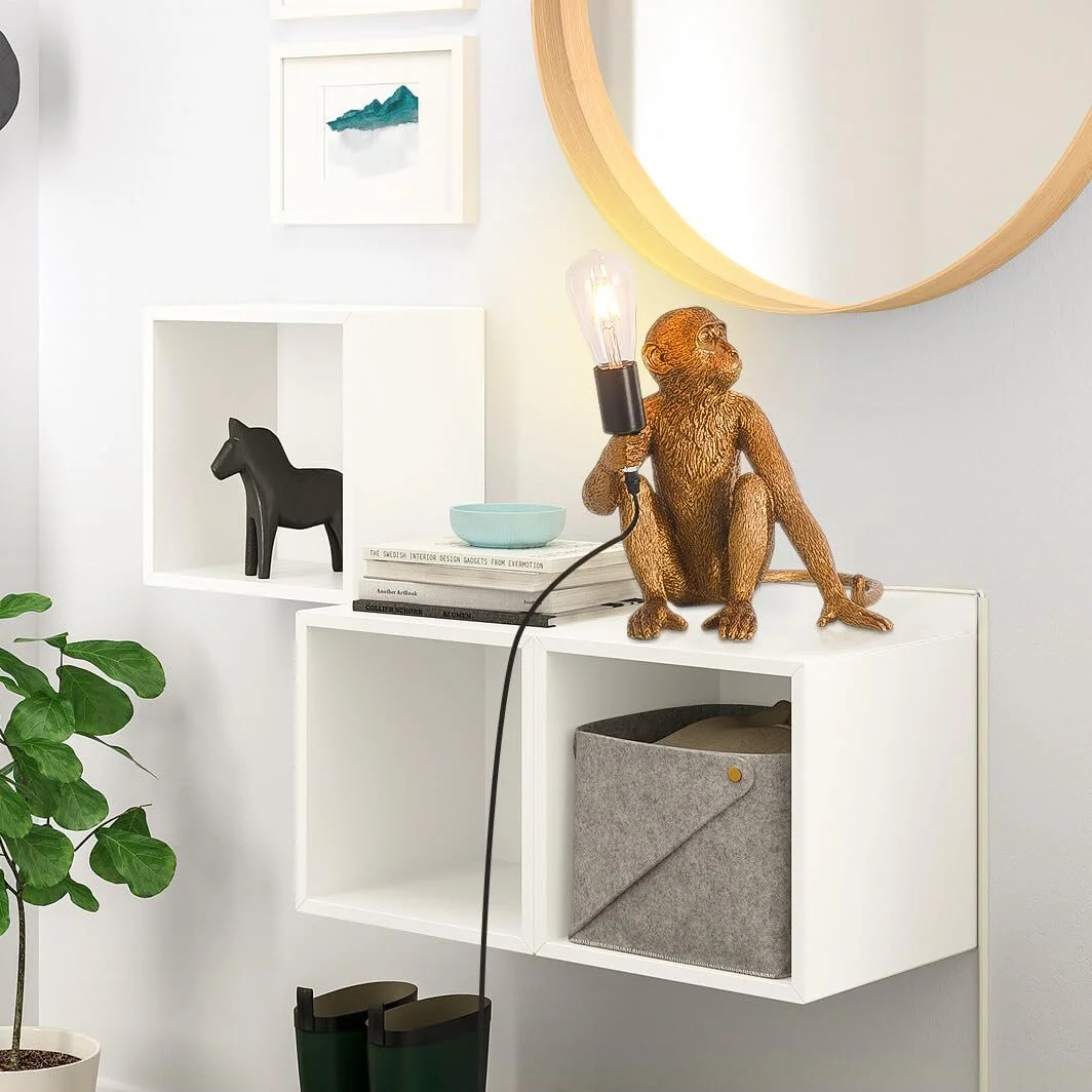 Настільна лампа Мавпа ретро полірезина золотиста, фото №6