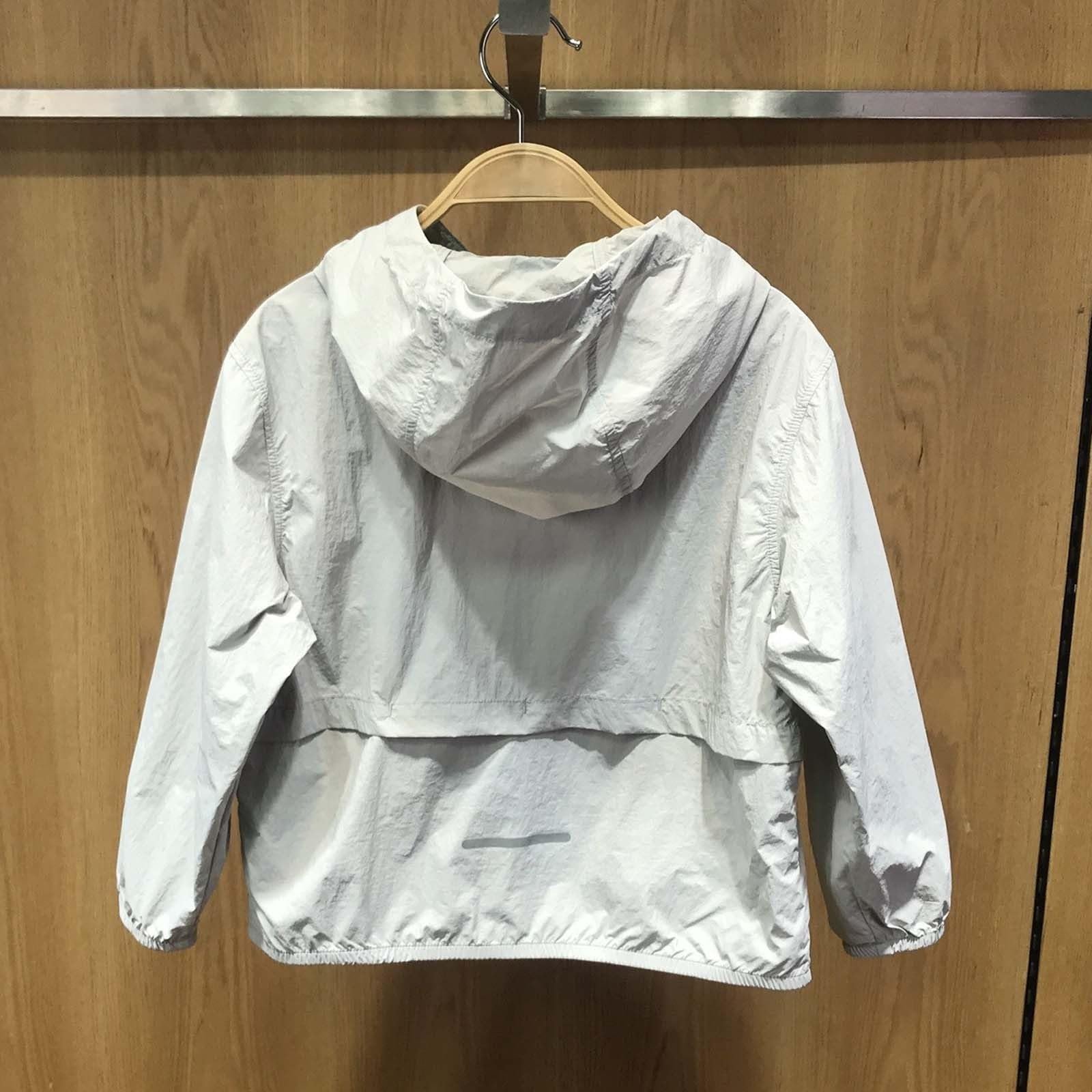 Демисезонная куртка для девочки, фото №2