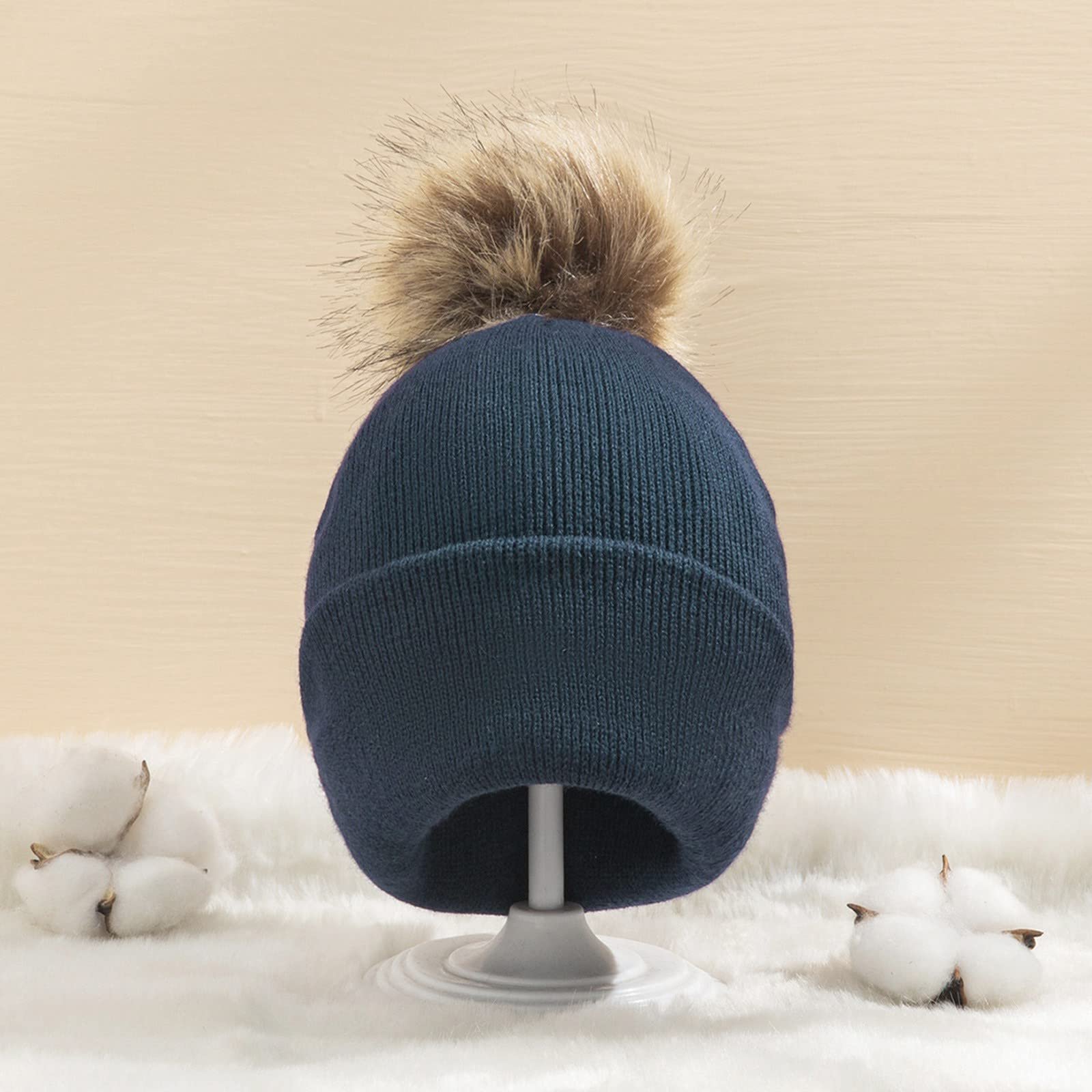 Дитяча шапка-біні зі штучного хутра, фото №3 Дитяча шапка-біні зі штучного хутра, фото №3