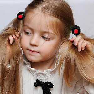 Пушистая заколка для волос Cartoon Fruit Furry Claw Clip цена на synthetic.ua - Фото 1 Пушистая заколка для волос Cartoon Fruit Furry Claw Clip synthetic.ua - Фото 1