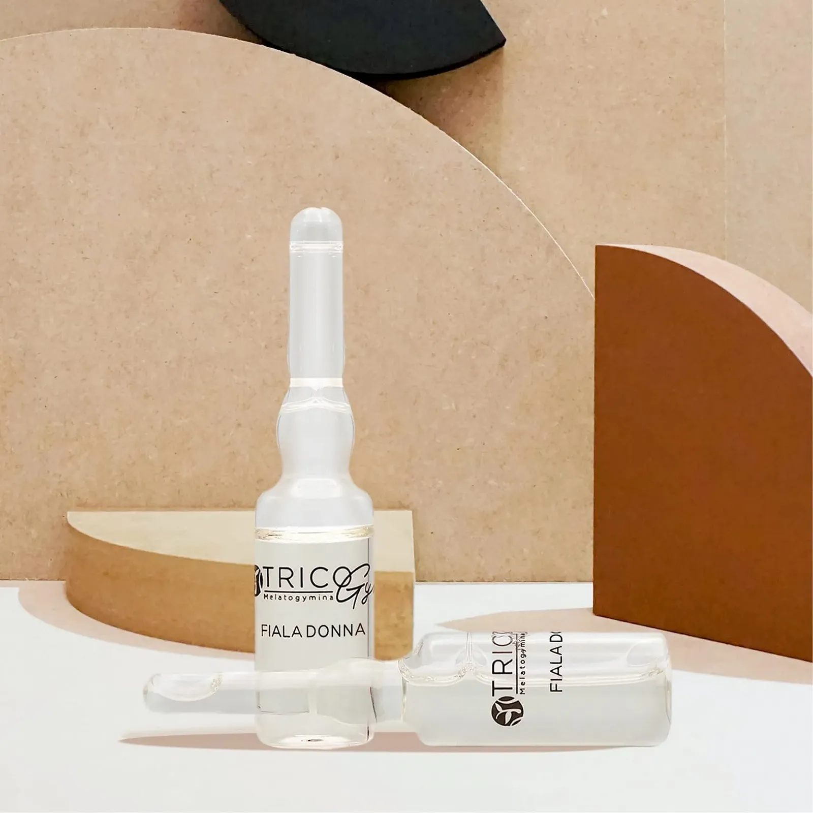 Ампули Tricogym Проти випадіння волосся для жінок 30 ампул по 5 мл (курс на 1 місяць) з Serenoa Repens, фото №2