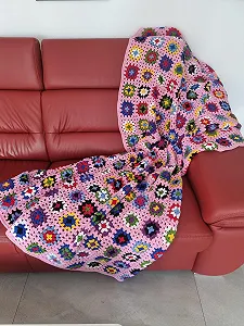 Плед в стилі печворк Рожевий 120 x 200 см, XXL, Вязаний гачком, Квадрат бабусі, Ручна робота, Вінтажний вигляд - Фото 1