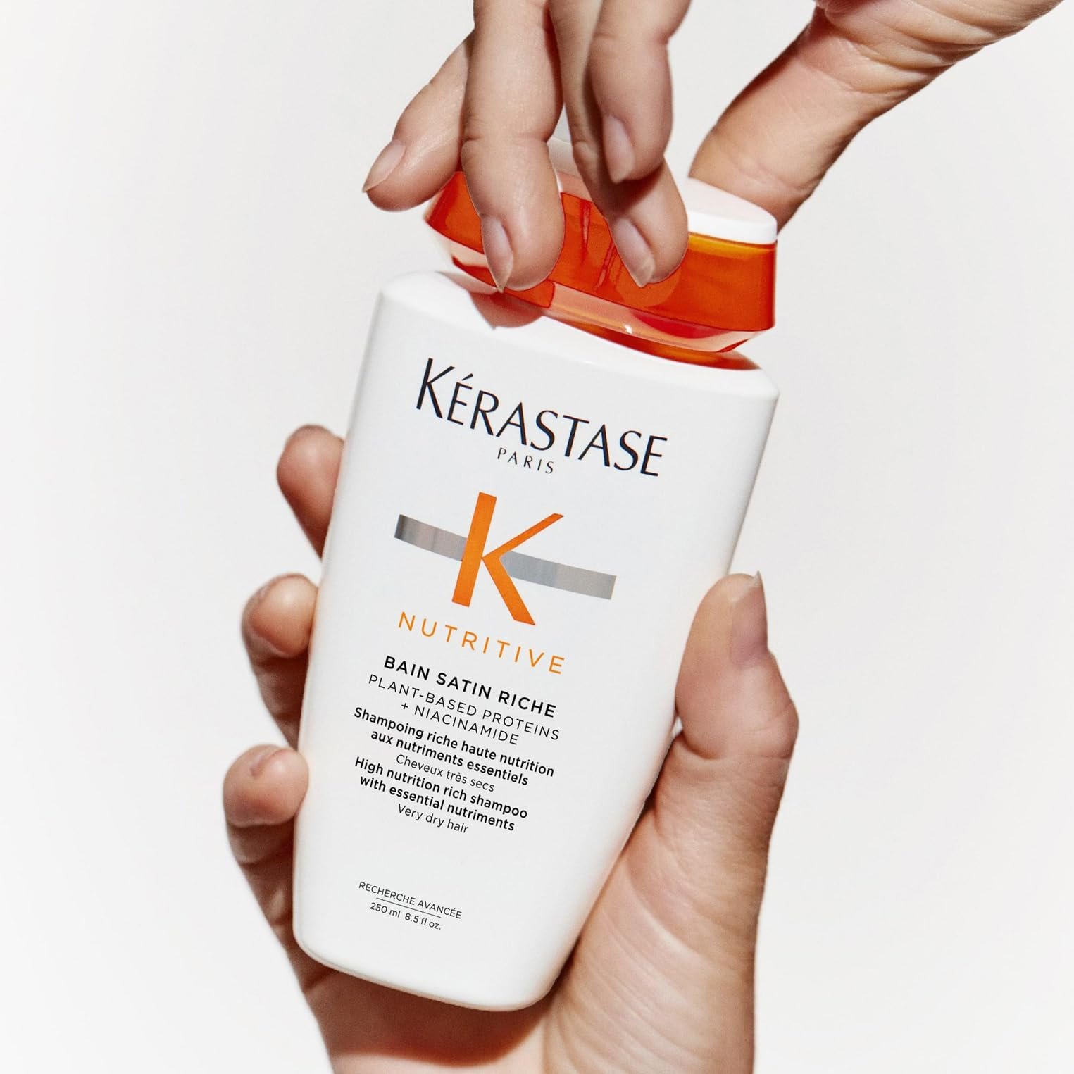 Шампунь Kérastase Nutritive Bain Satin Riche для сухих и очень сухих волос, фото №7 Шампунь Kérastase Nutritive Bain Satin Riche для сухих и очень сухих волос, фото №7