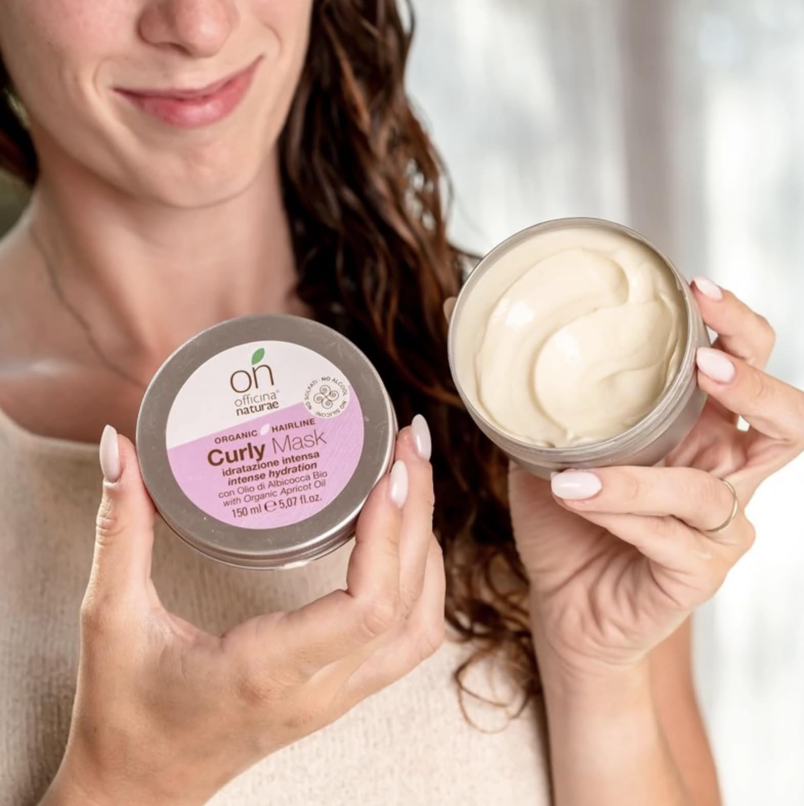 Маска Officina Naturae CURLY MASK для кучерявого волосся з абрикосовою кісточкою і какао-маслом органічна 150 мл, фото №3 Маска Officina Naturae CURLY MASK для кучерявого волосся з абрикосовою кісточкою і какао-маслом органічна 150 мл, фото №3