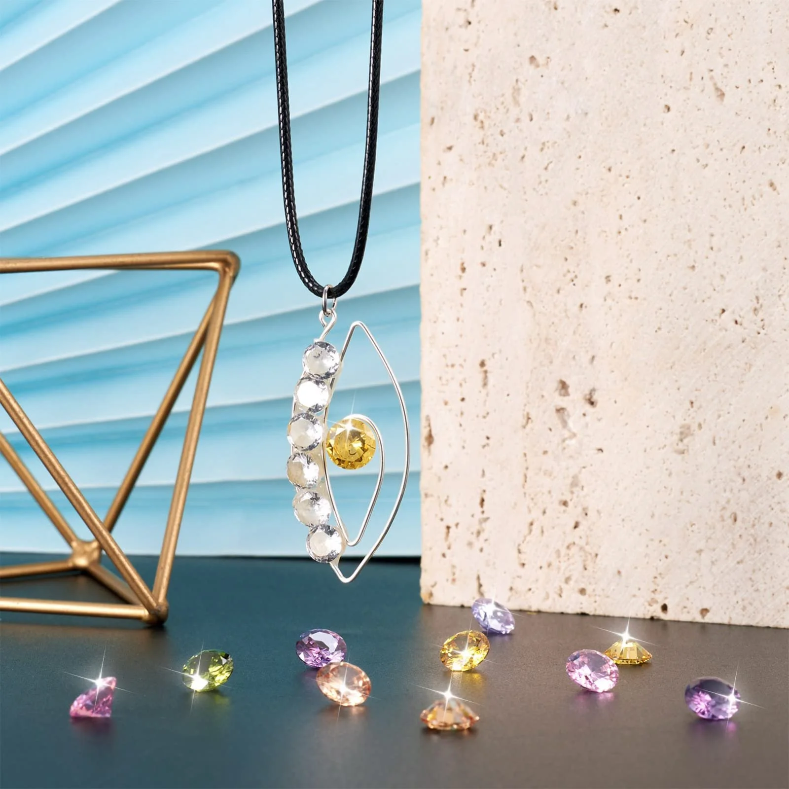 Стрази Кубічний цирконій 4 мм, грановані, форма діаманта, клас A, кришталевий колір, 50 шт, випадкові, фото №4