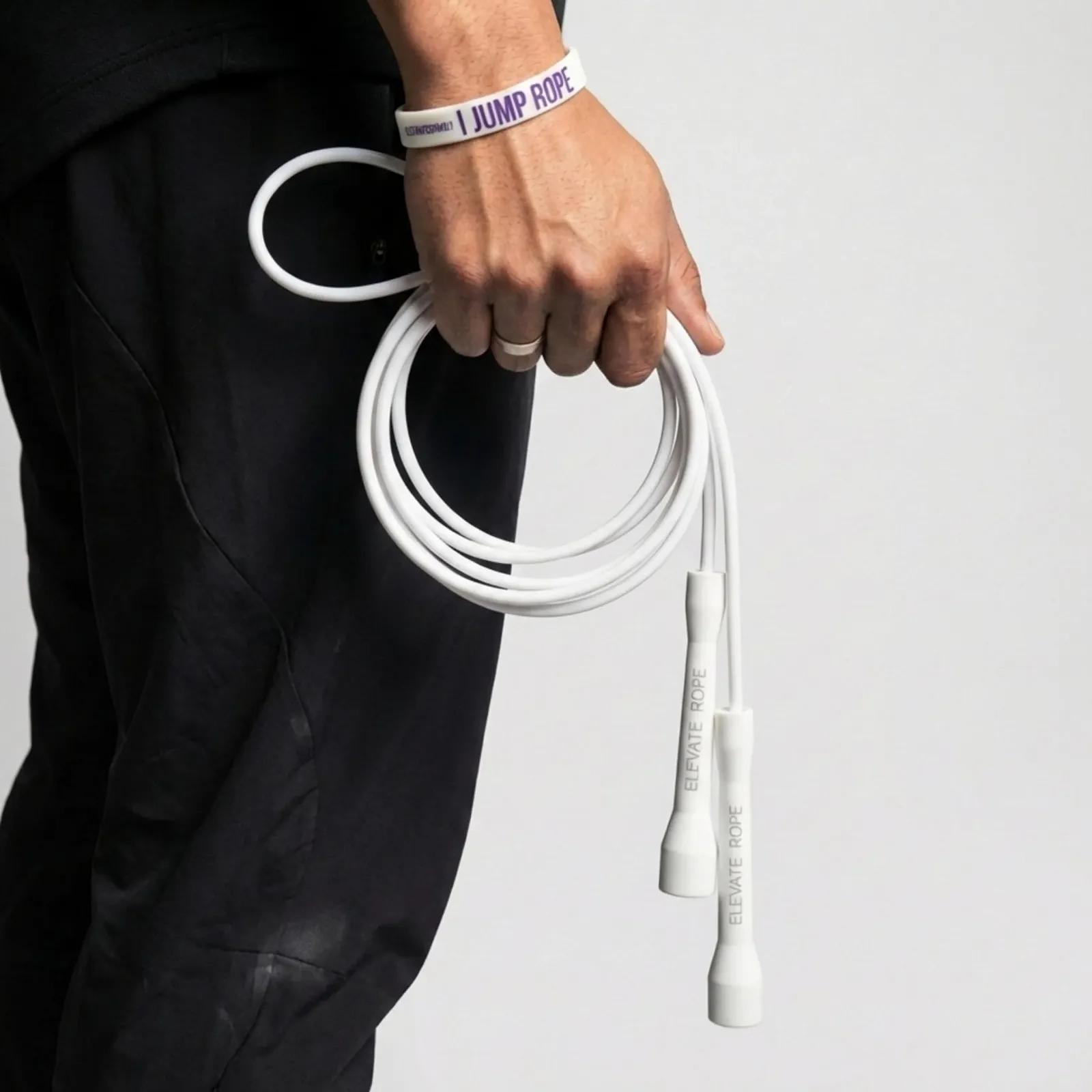 Скакалка Elevate Speed Rope MAX 5 мм 3 м PVC з нейлоновим сердечником, фото №2