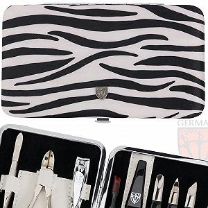 Набір для манікюру та педикюру THREE SWORDS Treviso 11 предметів ціна на synthetic.ua - Фото 1 Набір для манікюру та педикюру THREE SWORDS Treviso 11 предметів synthetic.ua - Фото 1