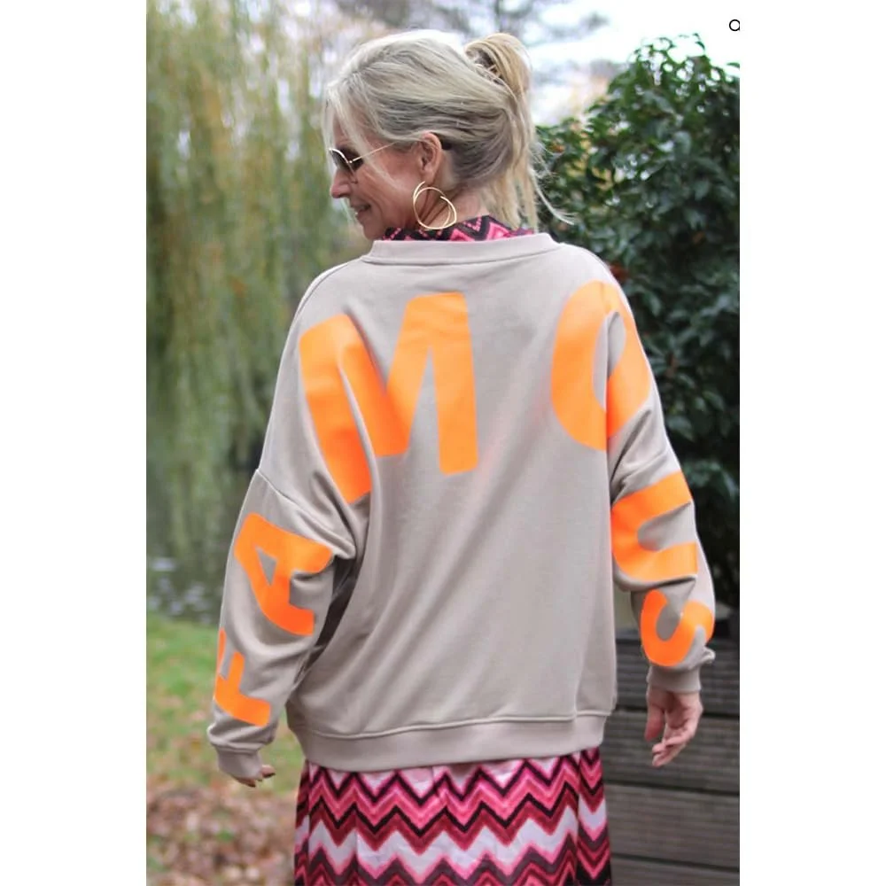 Женский свитшот Miss Goodlife Famous MG9476 Heartface Стразы Песочный/Неоновый оранжевый, фото №2 Женский свитшот Miss Goodlife Famous MG9476 Heartface Стразы Песочный/Неоновый оранжевый, фото №2